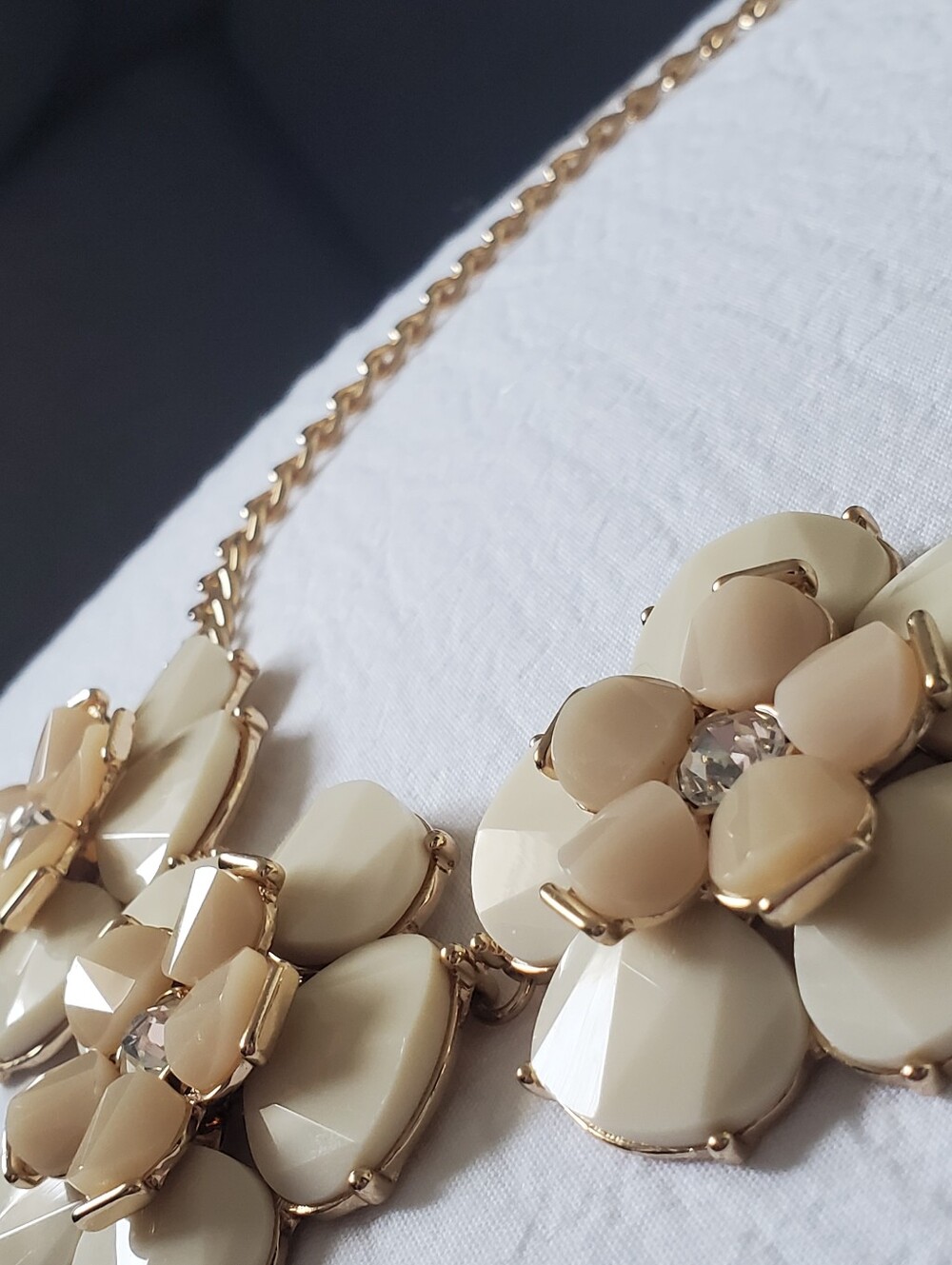 Statement Floral Gold-tone Chain Necklace with Cream Flower Pendants - Picture 2 of 7